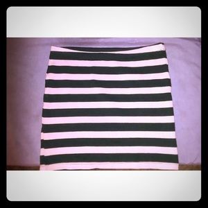 Pink & Black Striped Mini Skirt 💗🖤